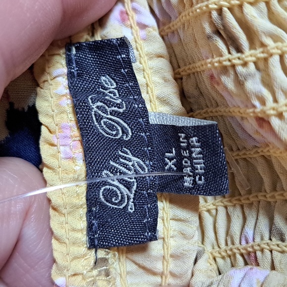 Lily Rose Yellow Floral Halter Romper. Size XL. NWOT - Picture 11 of 12